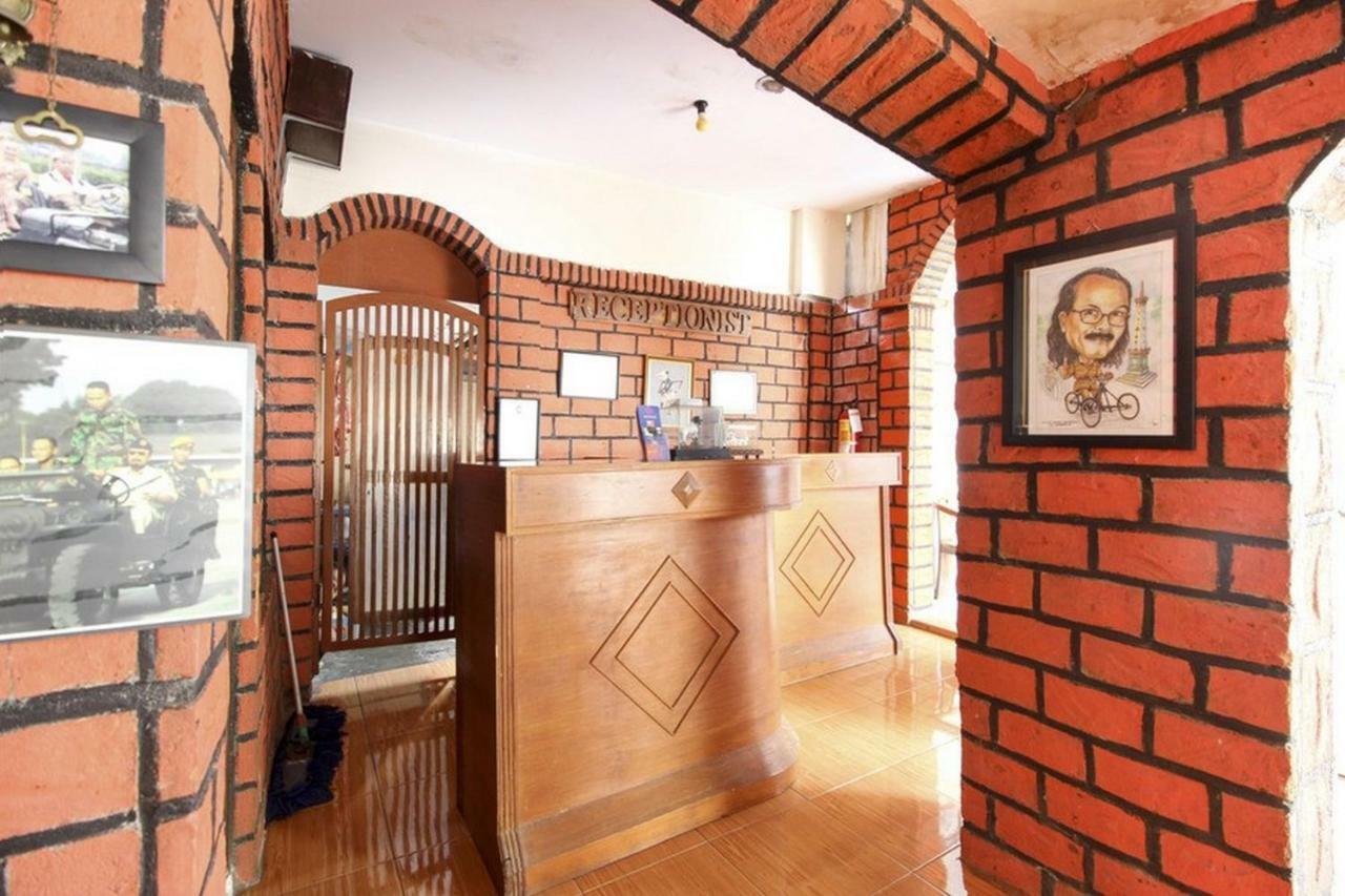 Reddoorz Syariah At Jalan Menteri Supeno Hotel Yogyakarta Exterior photo