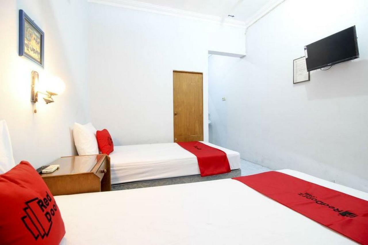 Reddoorz Syariah At Jalan Menteri Supeno Hotel Yogyakarta Exterior photo